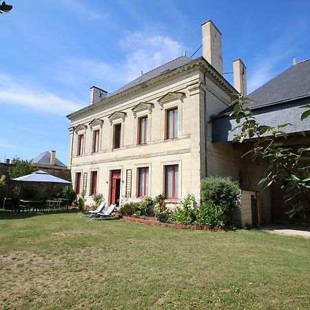 Domaine Des Roses Bed and Breakfast Vaudelnay Εξωτερικό φωτογραφία