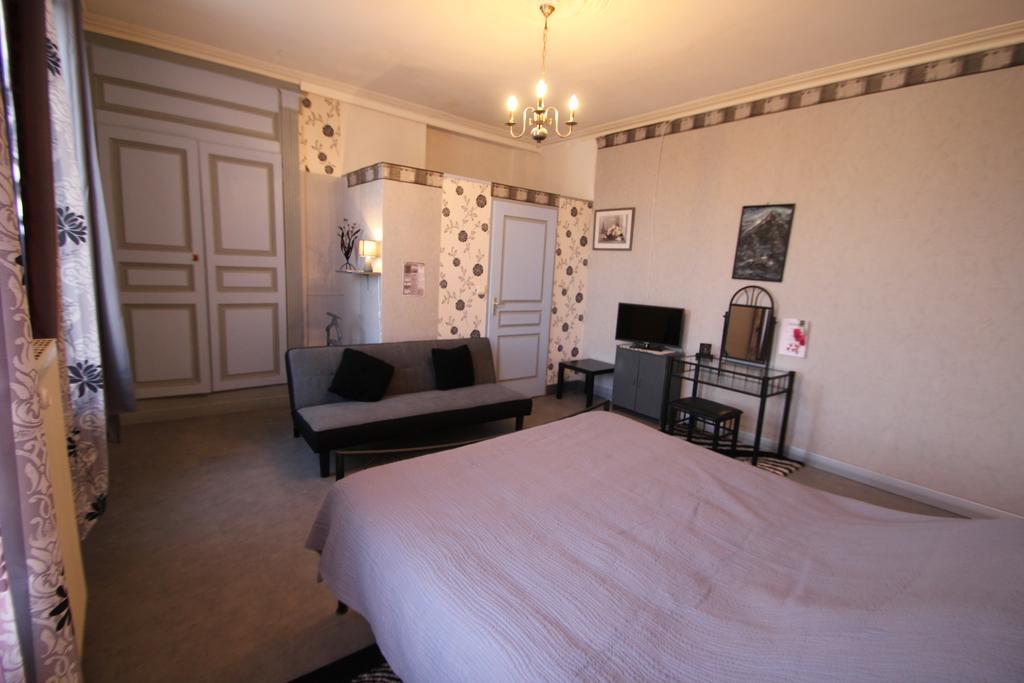 Domaine Des Roses Bed and Breakfast Vaudelnay Δωμάτιο φωτογραφία
