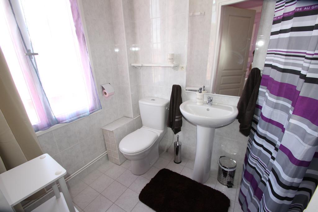 Domaine Des Roses Bed and Breakfast Vaudelnay Δωμάτιο φωτογραφία