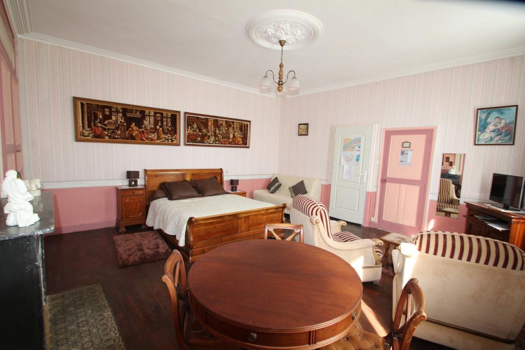 Domaine Des Roses Bed and Breakfast Vaudelnay Δωμάτιο φωτογραφία