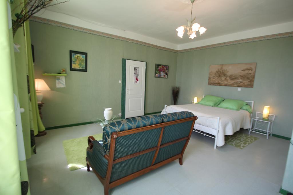 Domaine Des Roses Bed and Breakfast Vaudelnay Δωμάτιο φωτογραφία